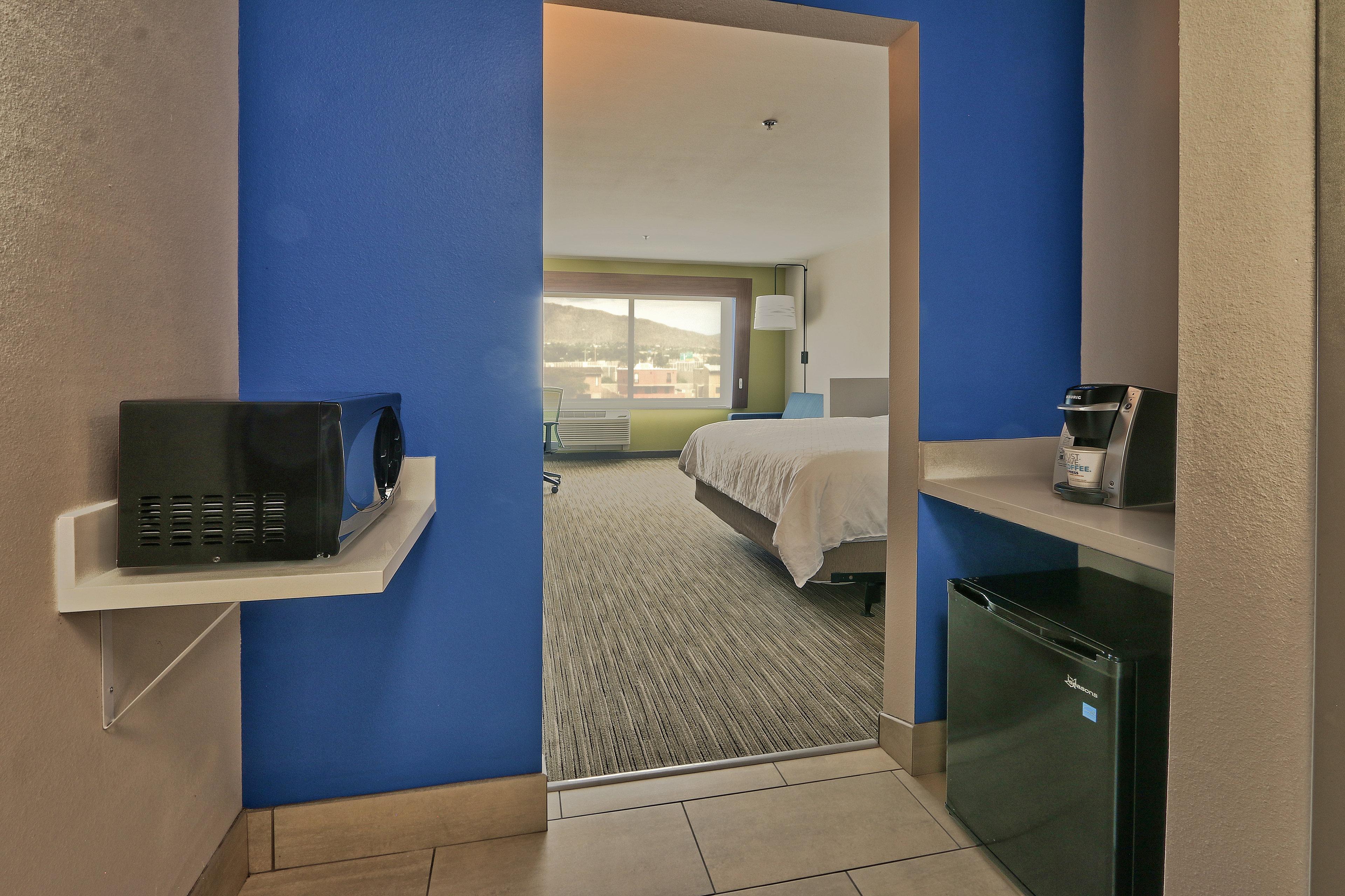 Holiday Inn Express & Suites - Albuquerque East, An Ihg Hotel Екстериор снимка